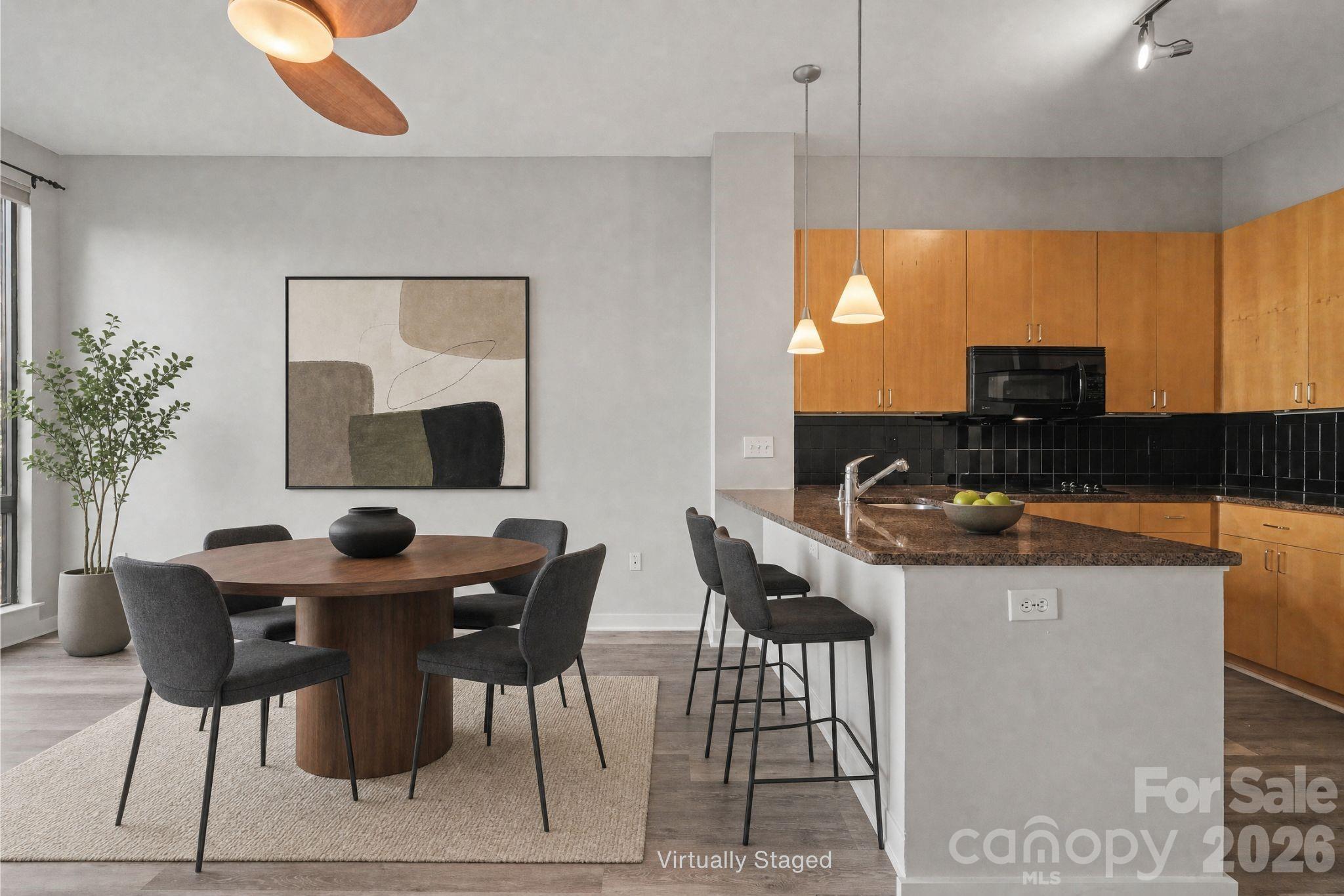 525 E 6th Street 201