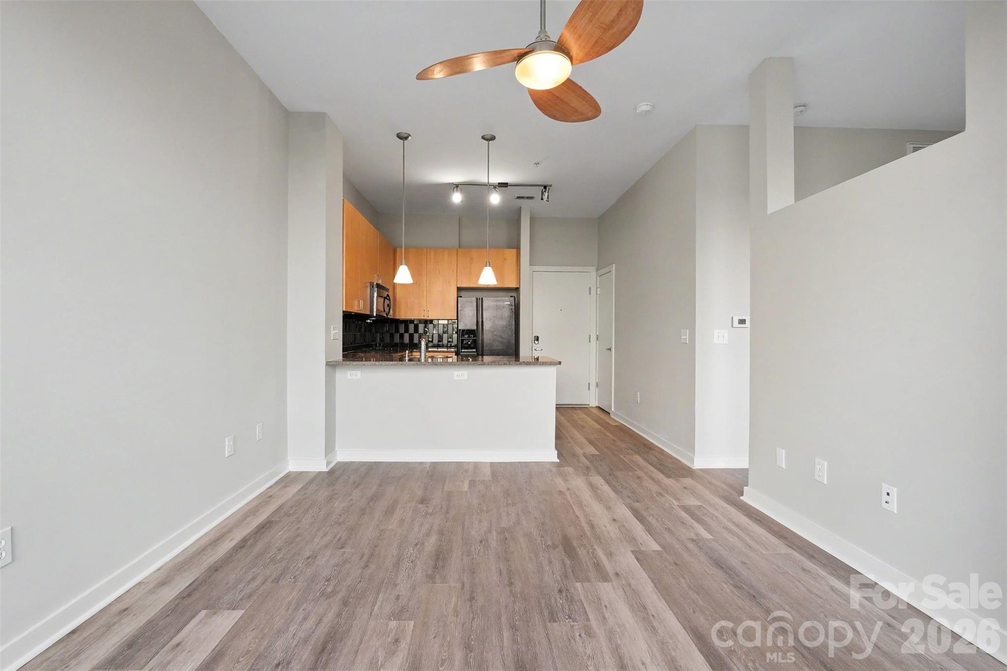 525 E 6th Street 201