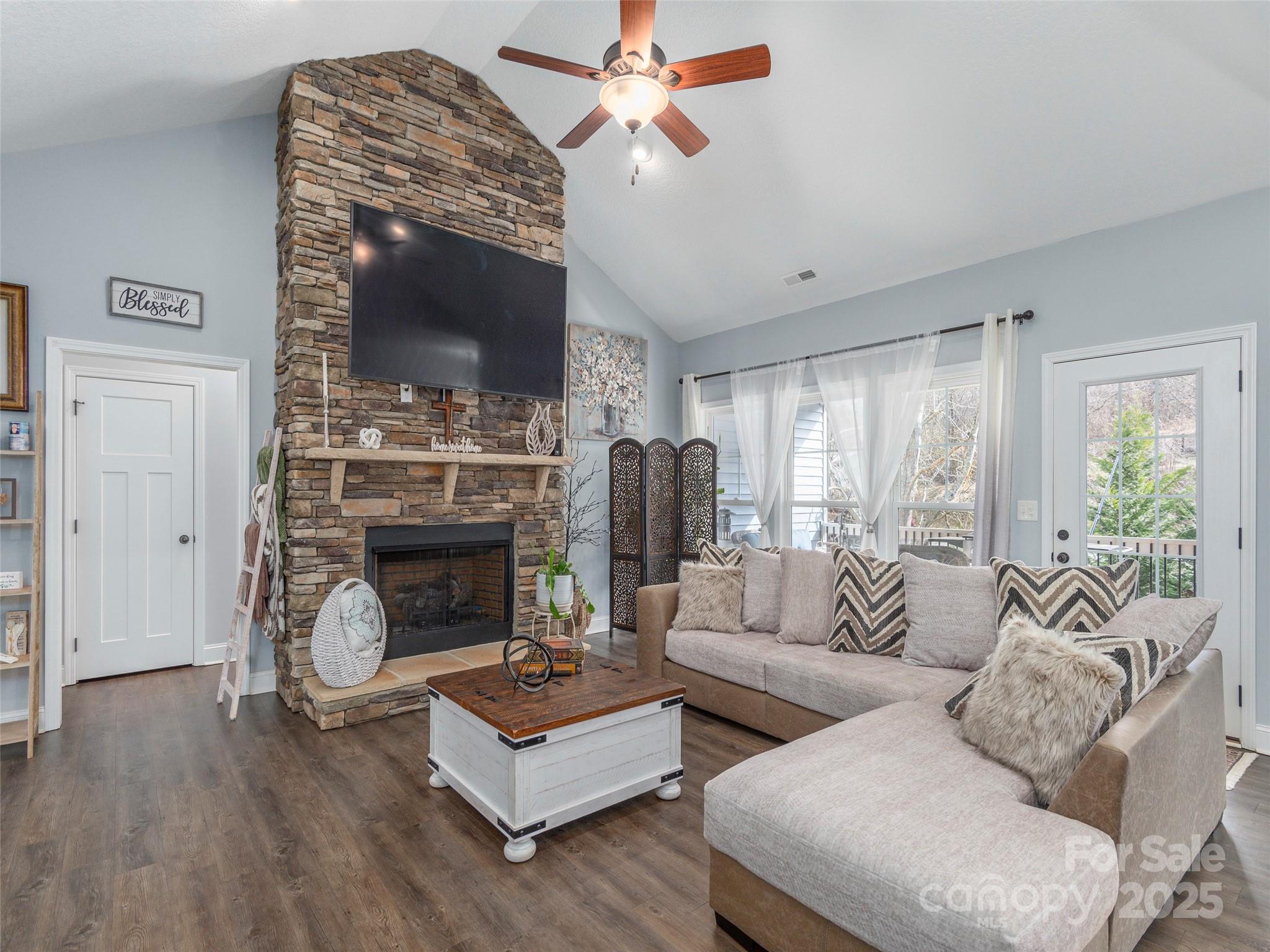 176 Sardis Road