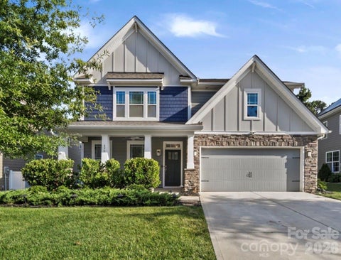Photo of 695 Belle Grove Drive, Clover, SC 29710 (MLS # 4399360)