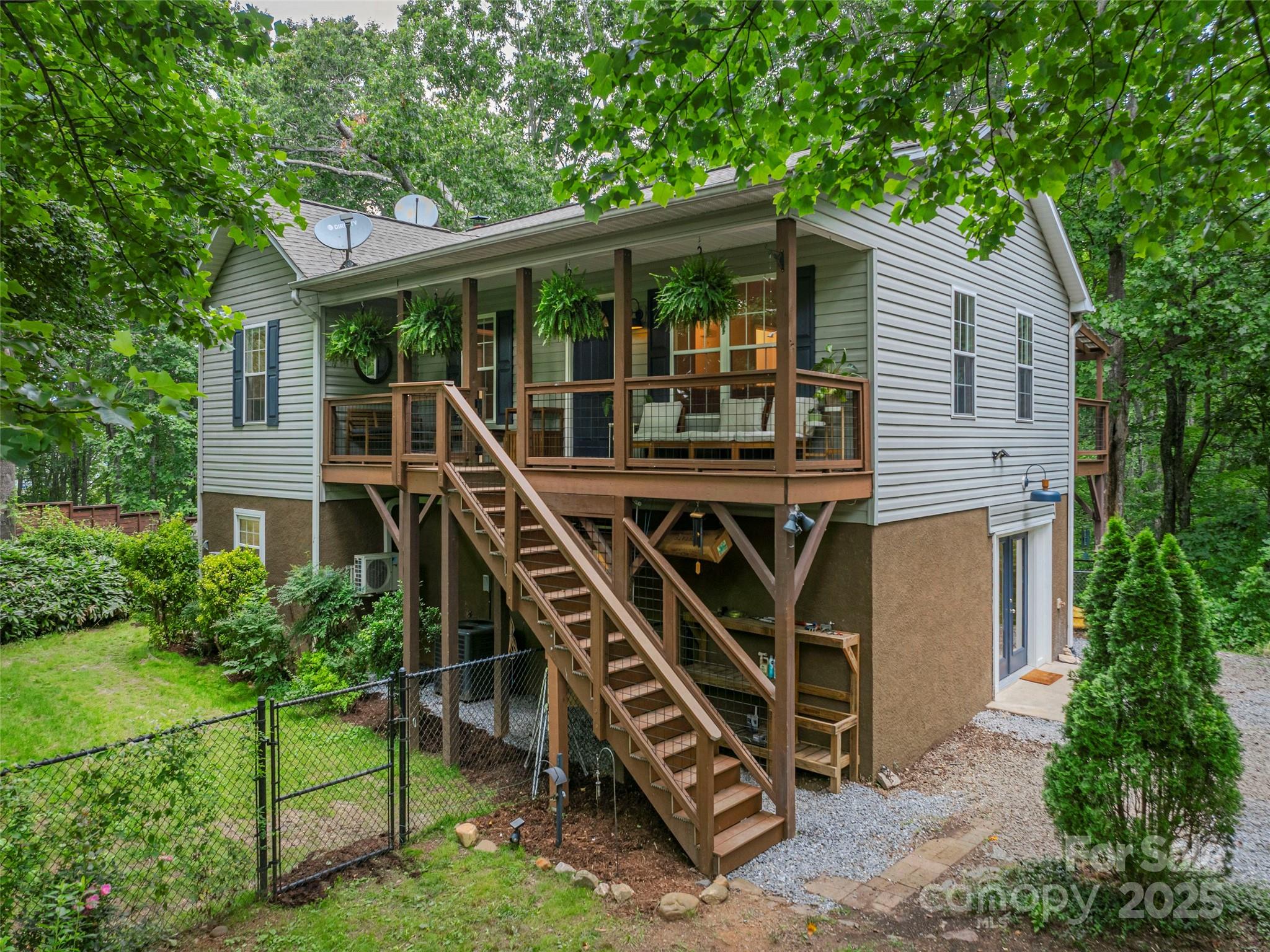 15 Maplewood Drive