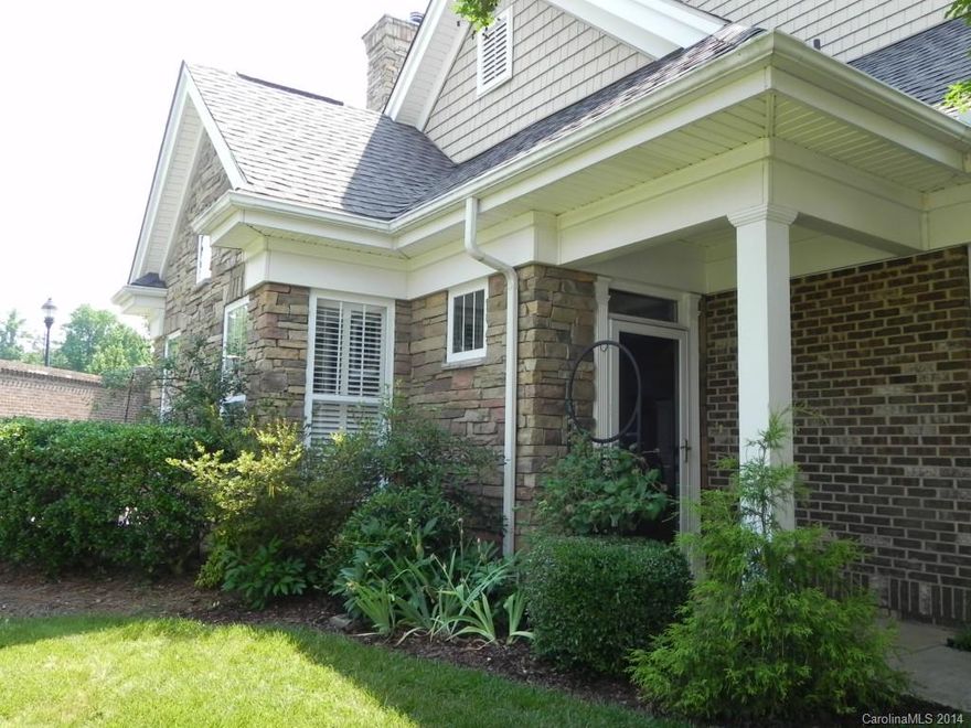 One owner, well kept with open floor plan!  Many upgrades when built.  SS appliances with updated refrigerator. Granite counter tops, breakfast bar, HW floors, under cabinet lighting. Large MBR and bath with dbl. vanity, Jacuzzi tub, and shower. Gas log fireplace in great room.  Sun room adjoins great room with tile flooring.  Don't forget to ask about the clubhouse with pool, fitness center, entertaining space, kitchen, outdoor pool and grilling area and outdoor fireplace. Bass stocked pond!!