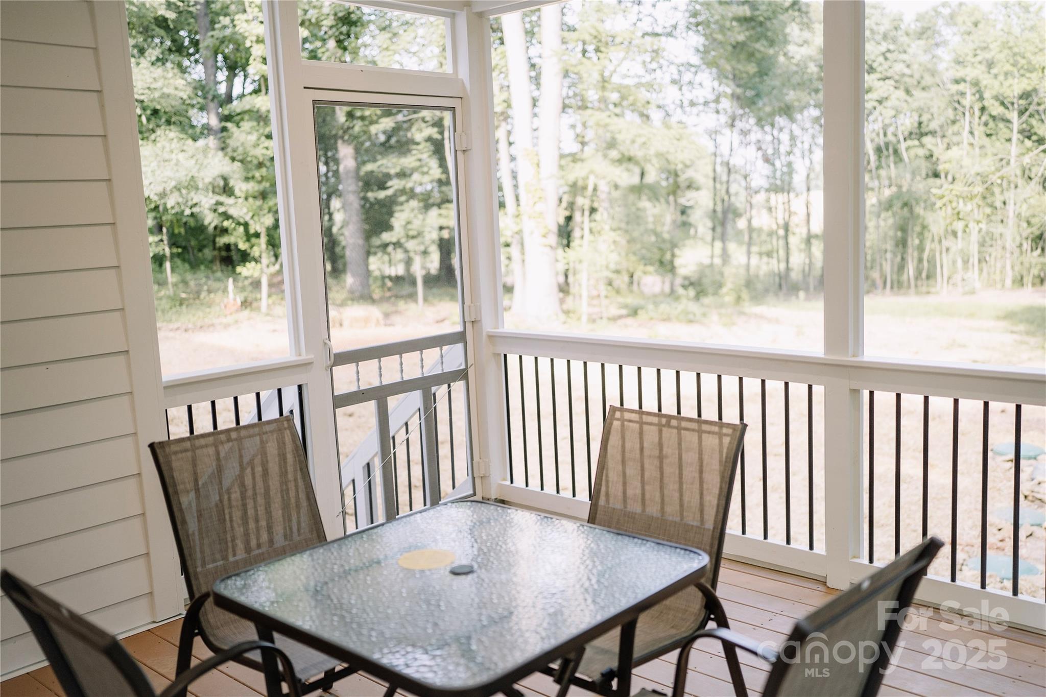 1004 E Sandy Ridge Road