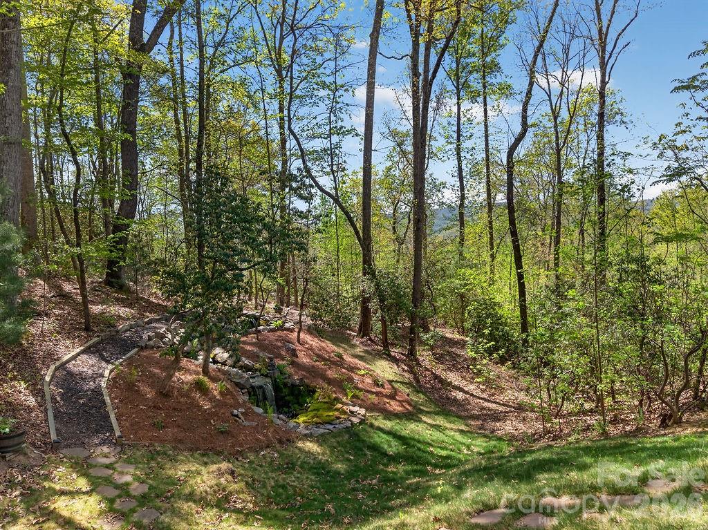 67 Little Sunset Court