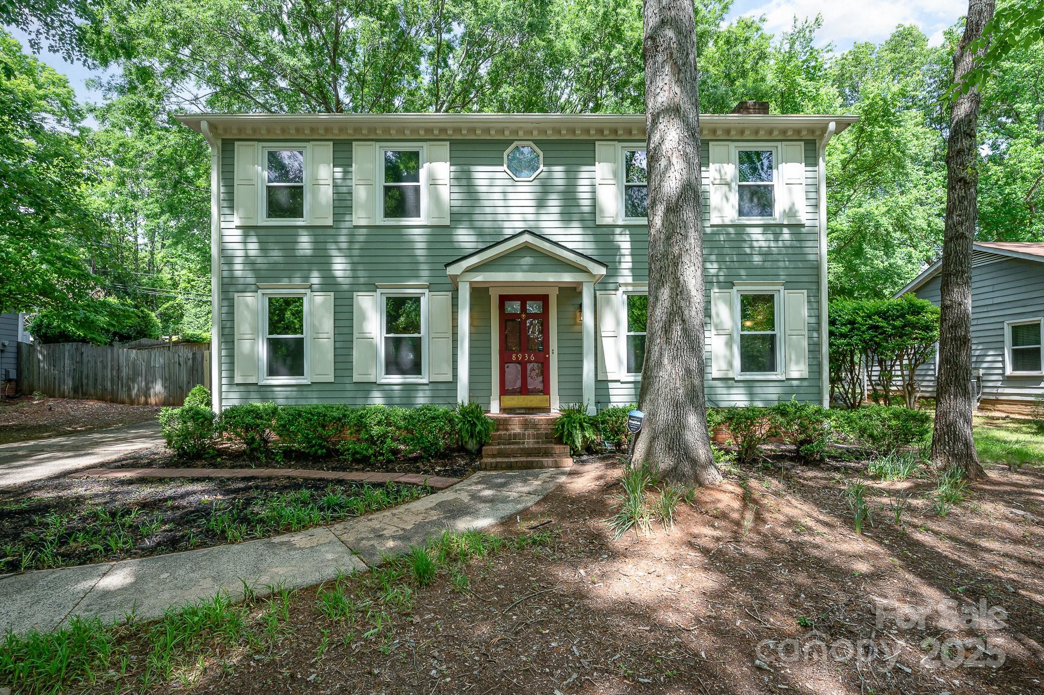 8936 Rittenhouse Circle