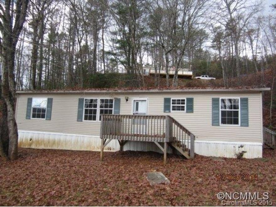 Excellent home in Balsam Grove. Very good condition and large flat lot that offers lots of opportunity. Close to main roads including Hwy 215. 3 large bedrooms and 2 baths. Large Kitchen. Laundry Room. "Bank of America, N.A. (the "Bank") associates and/or Bank associates, household members, HTS business partners of the Bank, are prohibited from purchasing REO properties, either owned or serviced by the Bank, whether directly or indirectly."