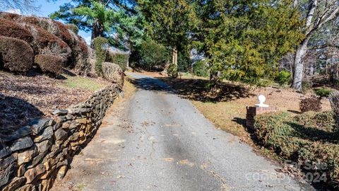 A home in Tryon