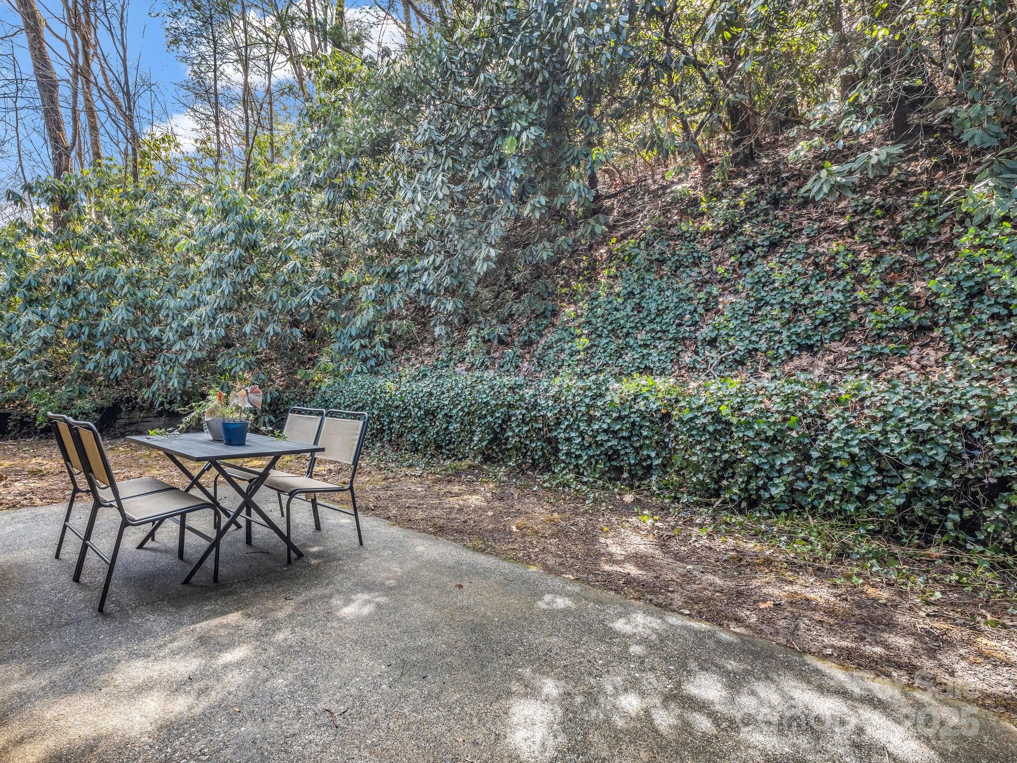 232 Stonebrook Drive