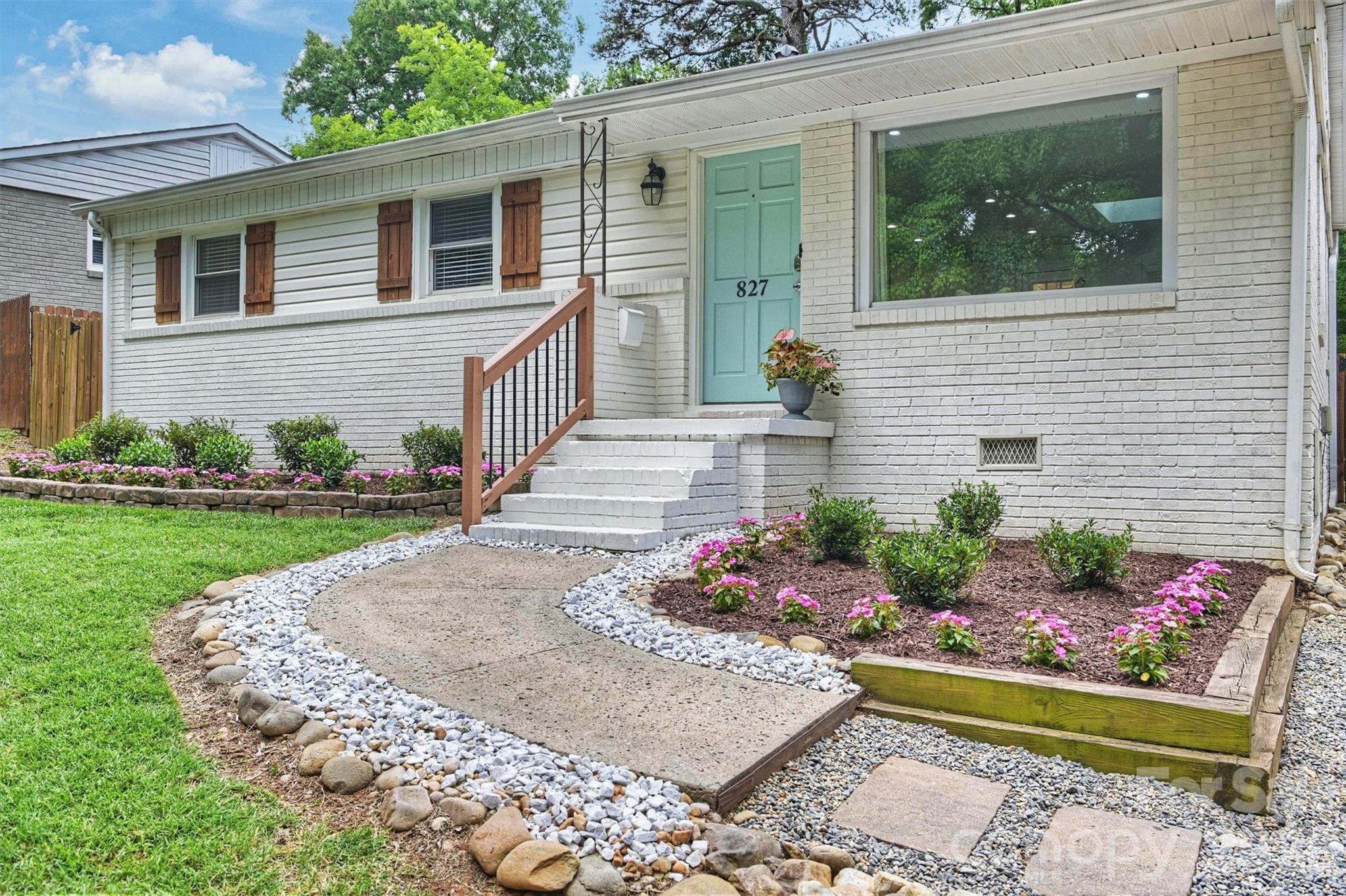 827 Spruce Street