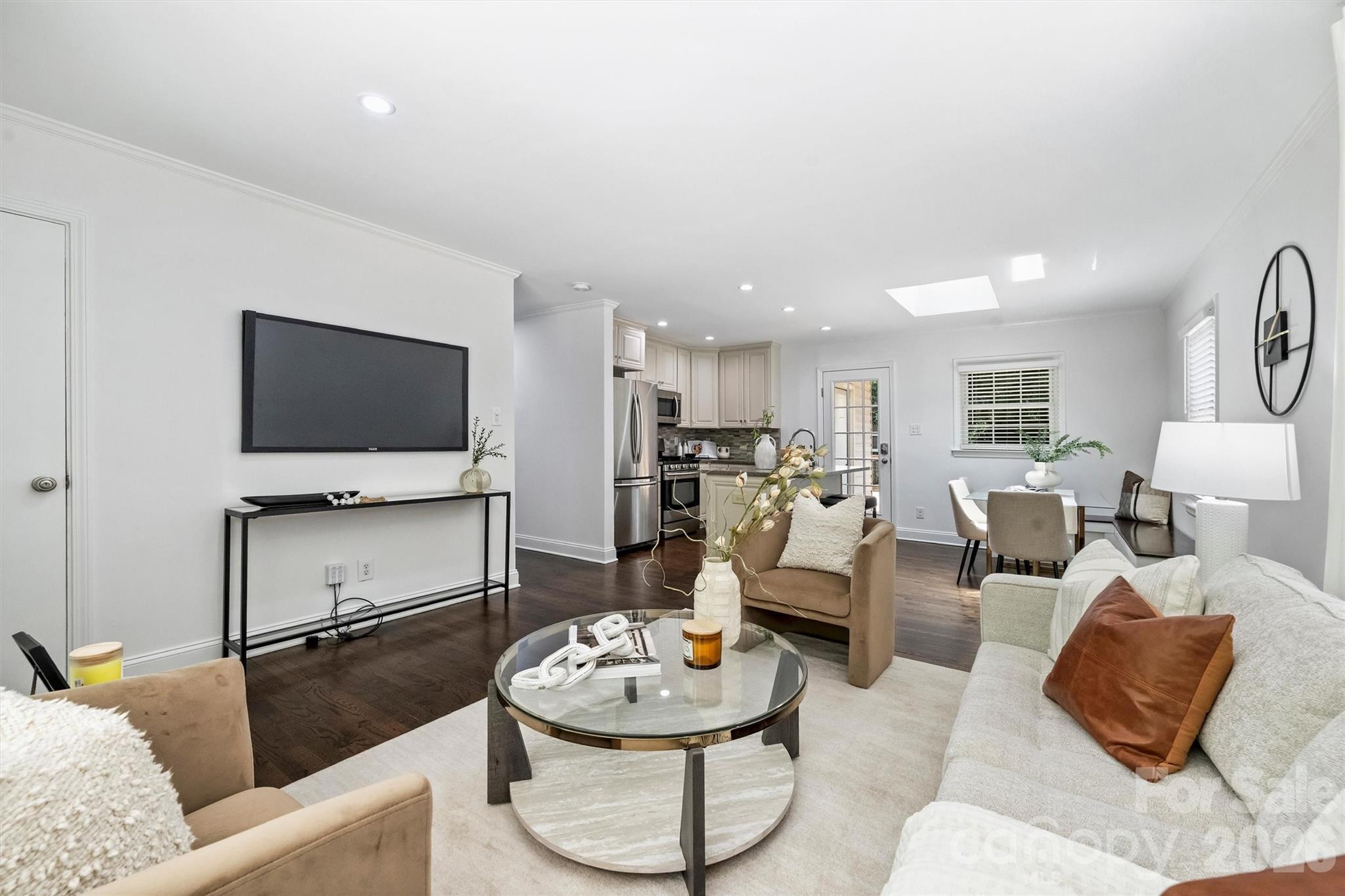 827 Spruce Street