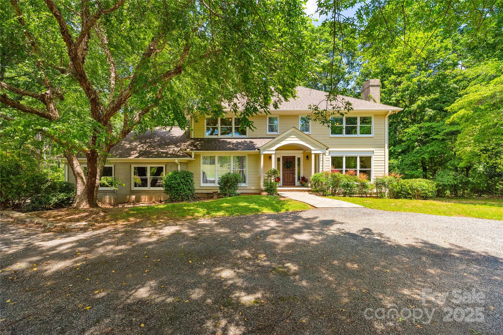 310 Southwood Lane