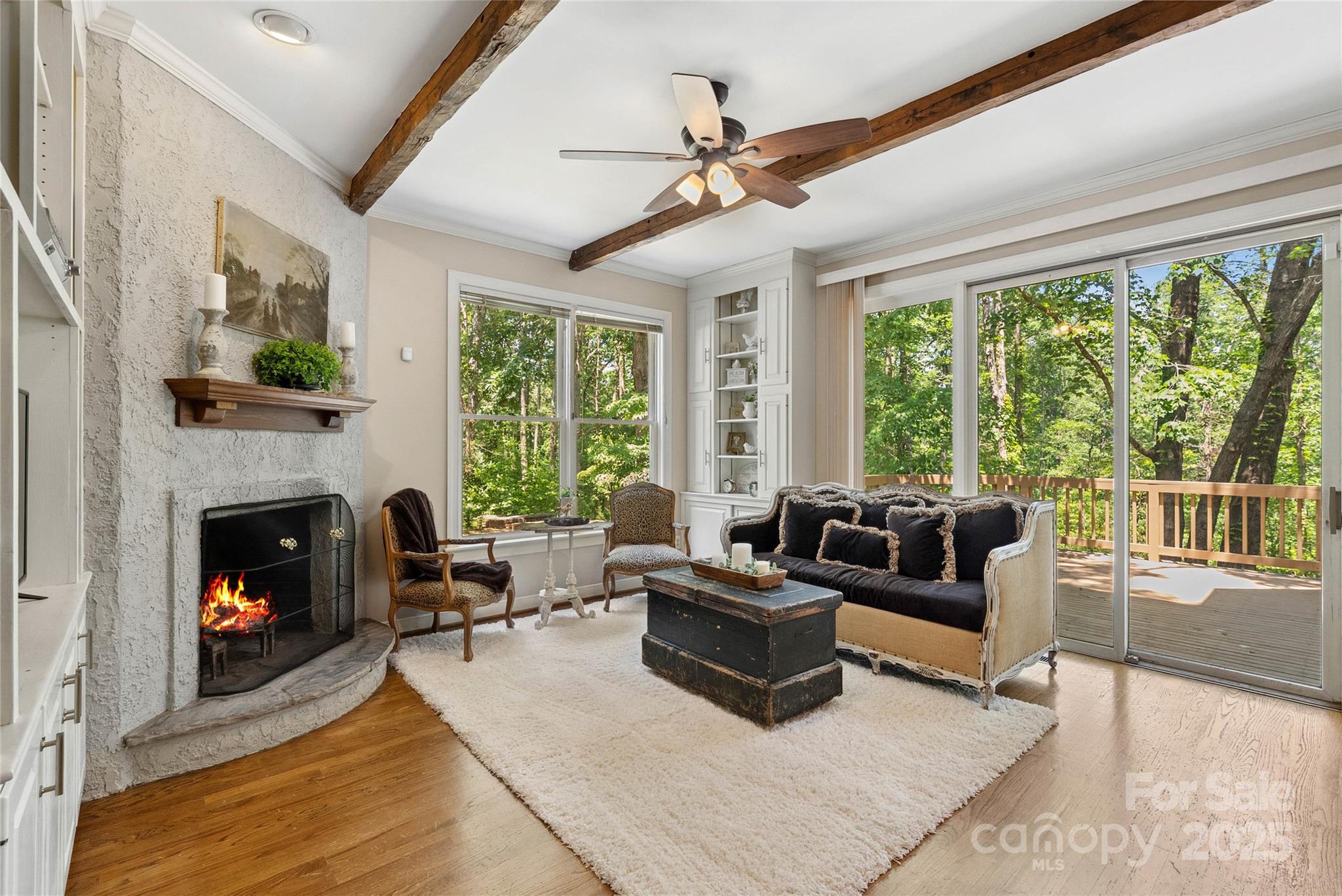 310 Southwood Lane