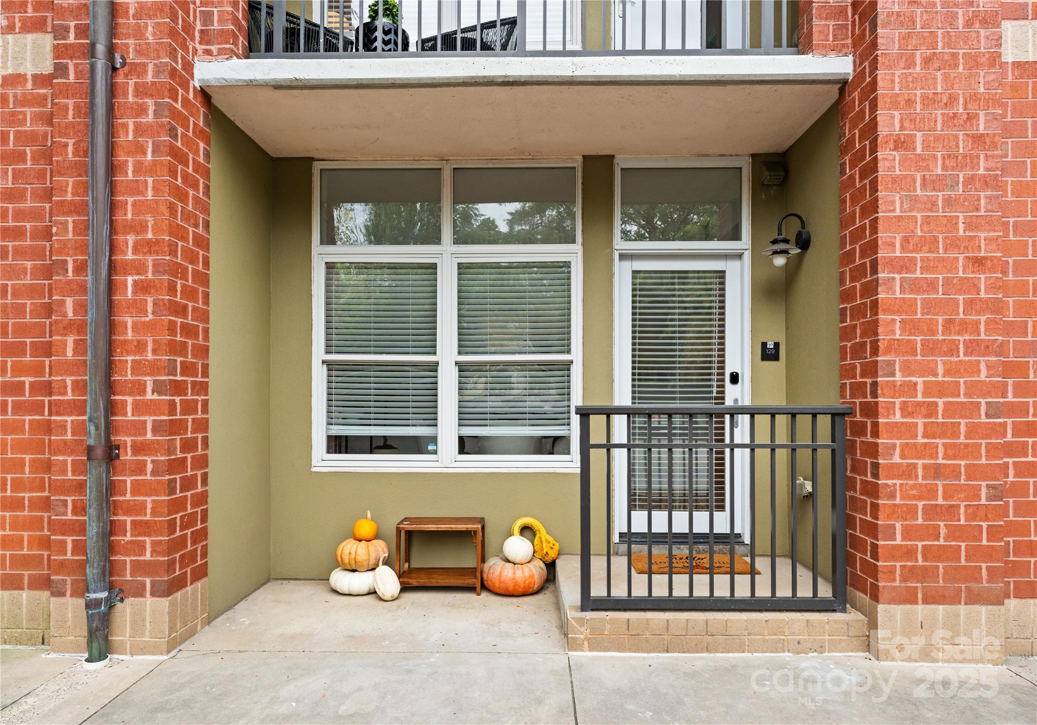 1320 Fillmore Avenue 129