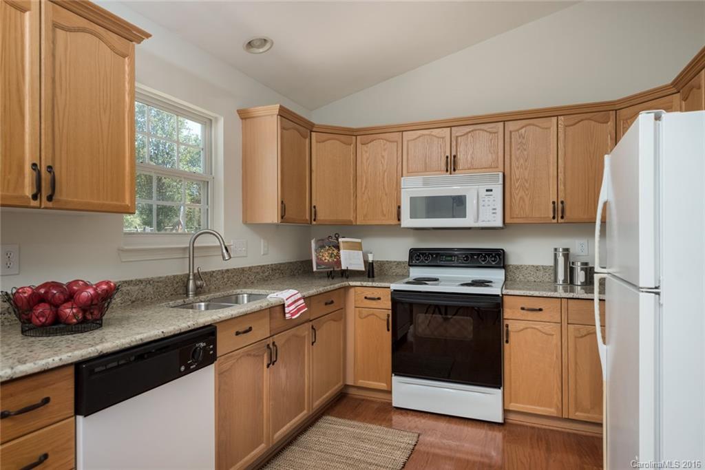 Brandon Oaks - Residential