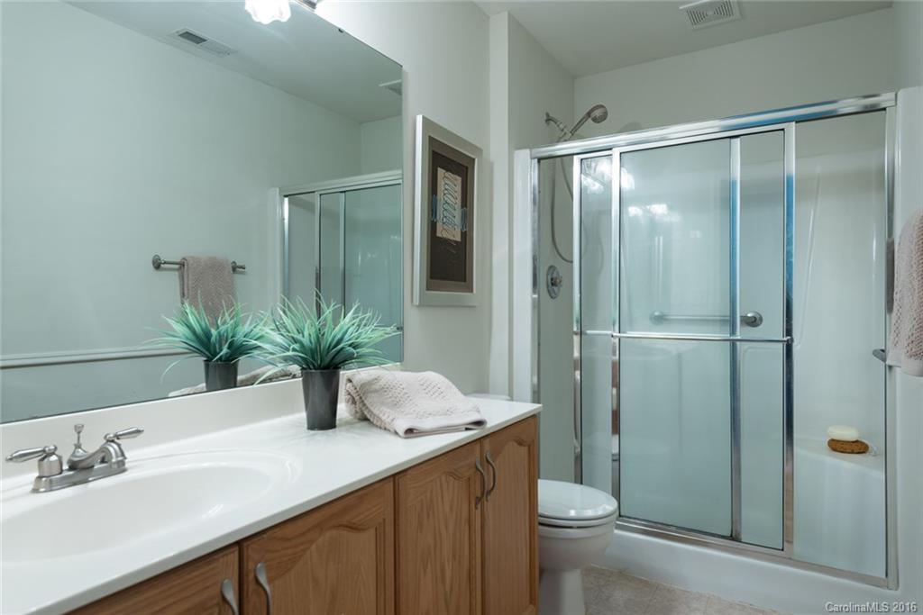 Brandon Oaks - Residential