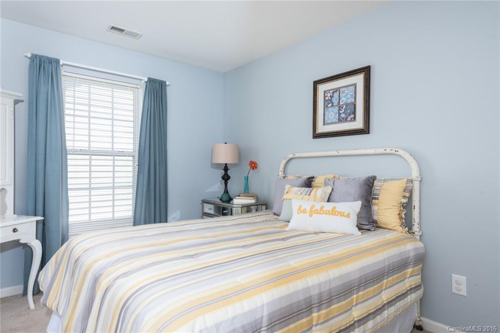 Brandon Oaks - Residential
