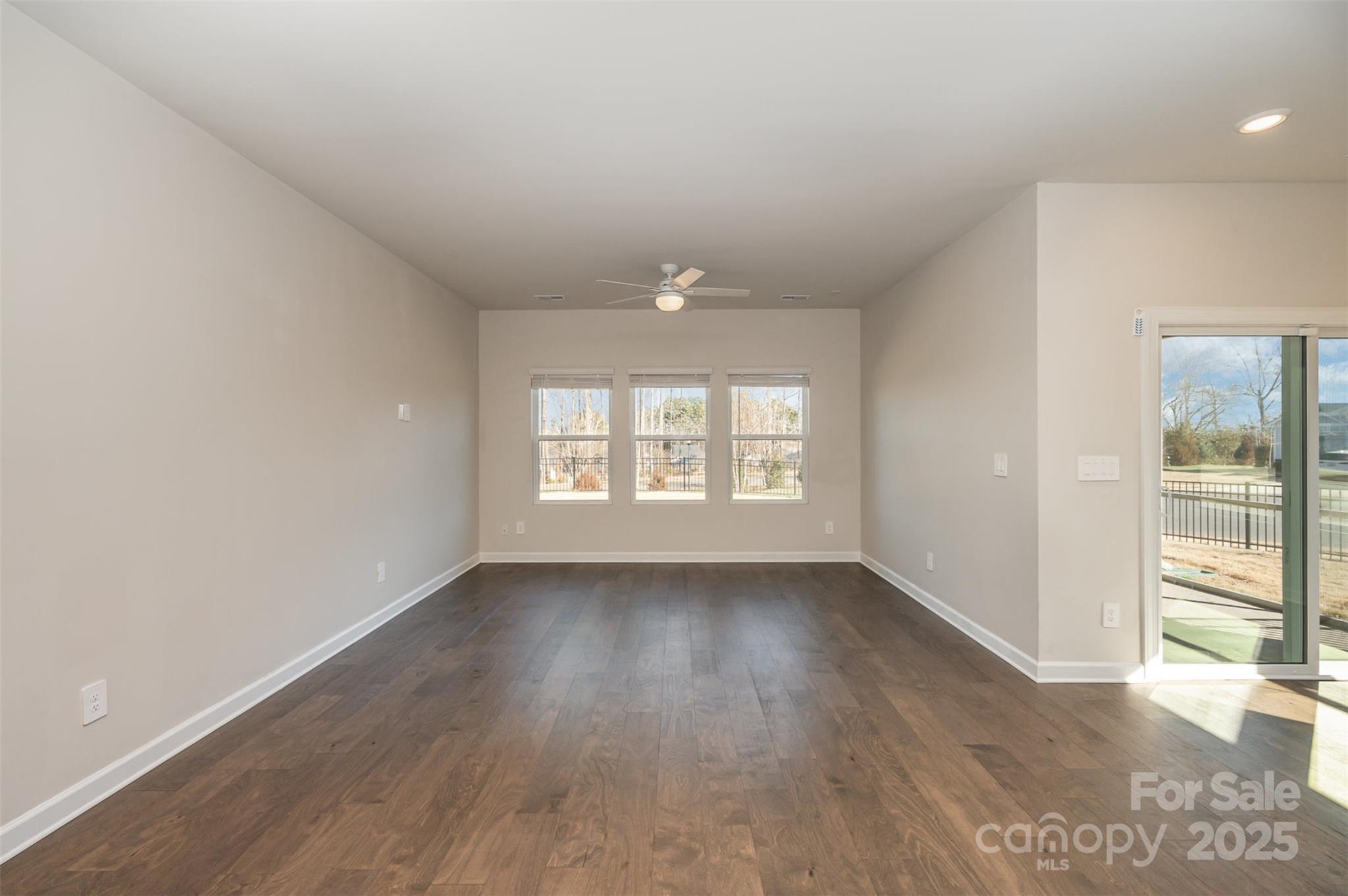 The Vineyards on Lake Wylie - Residential