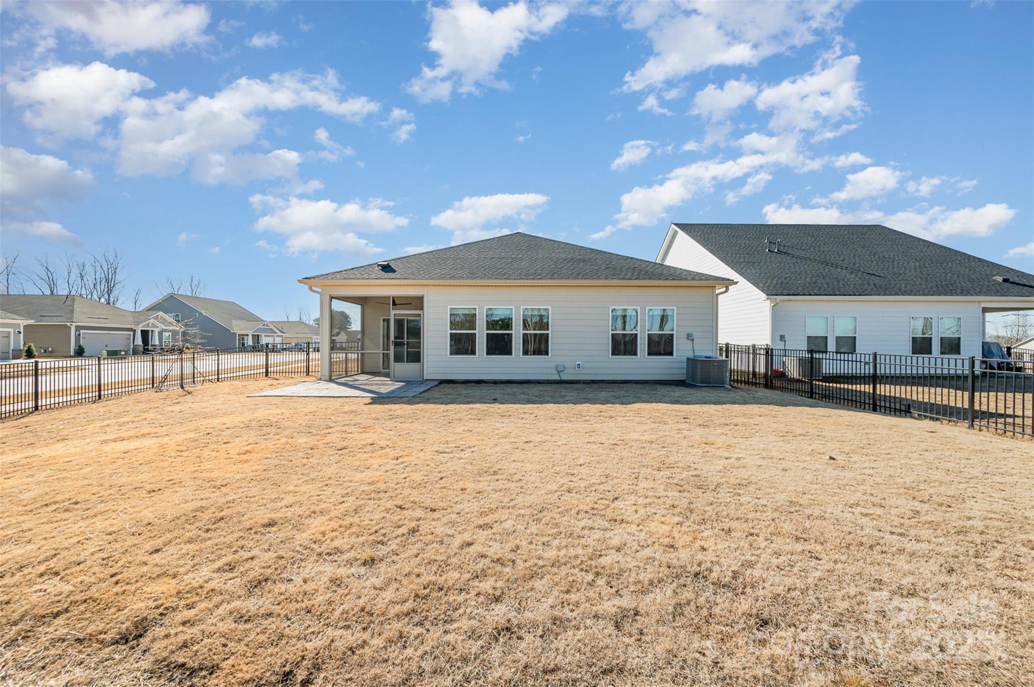 The Vineyards on Lake Wylie - Residential