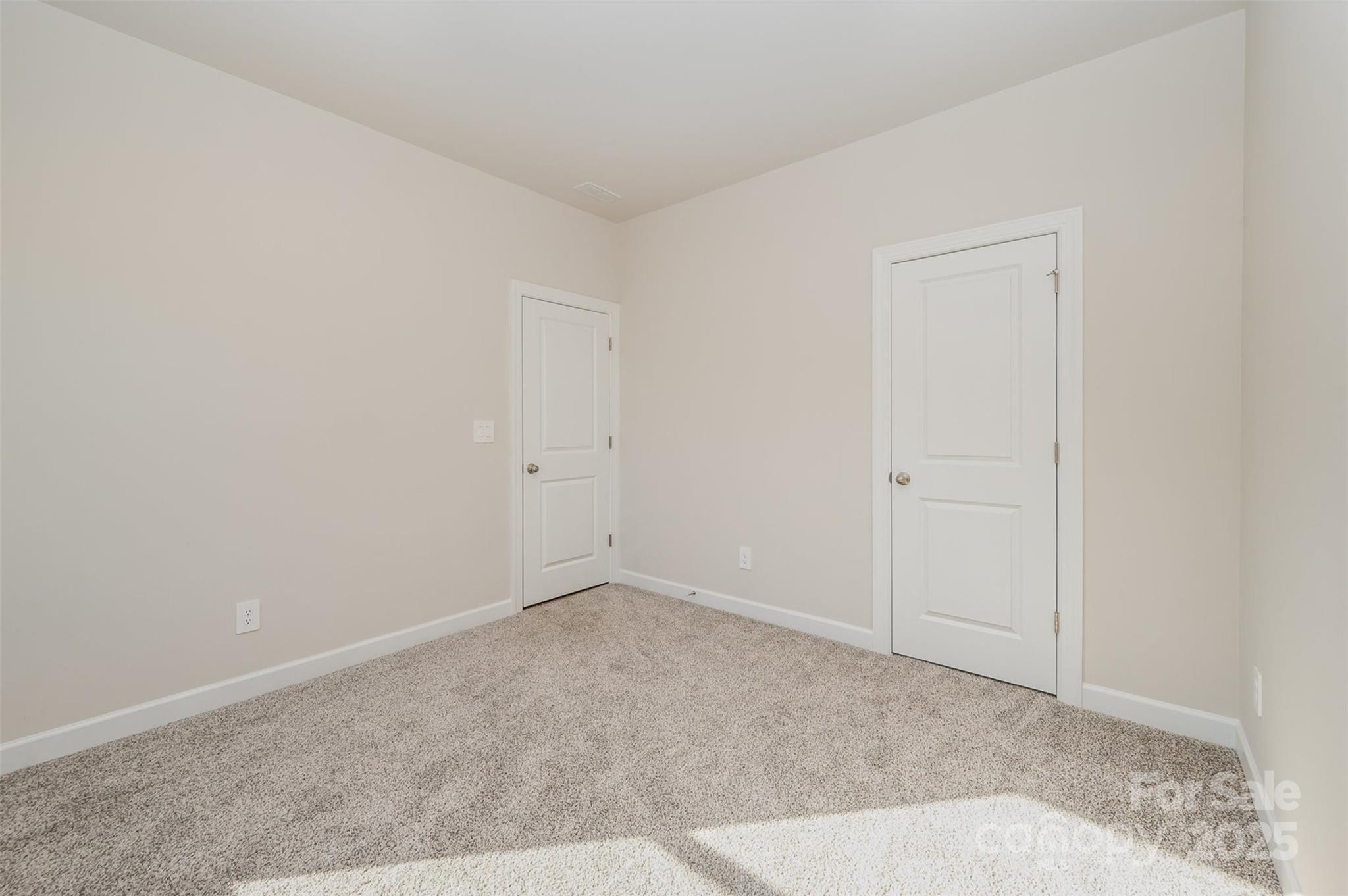 The Vineyards on Lake Wylie - Residential