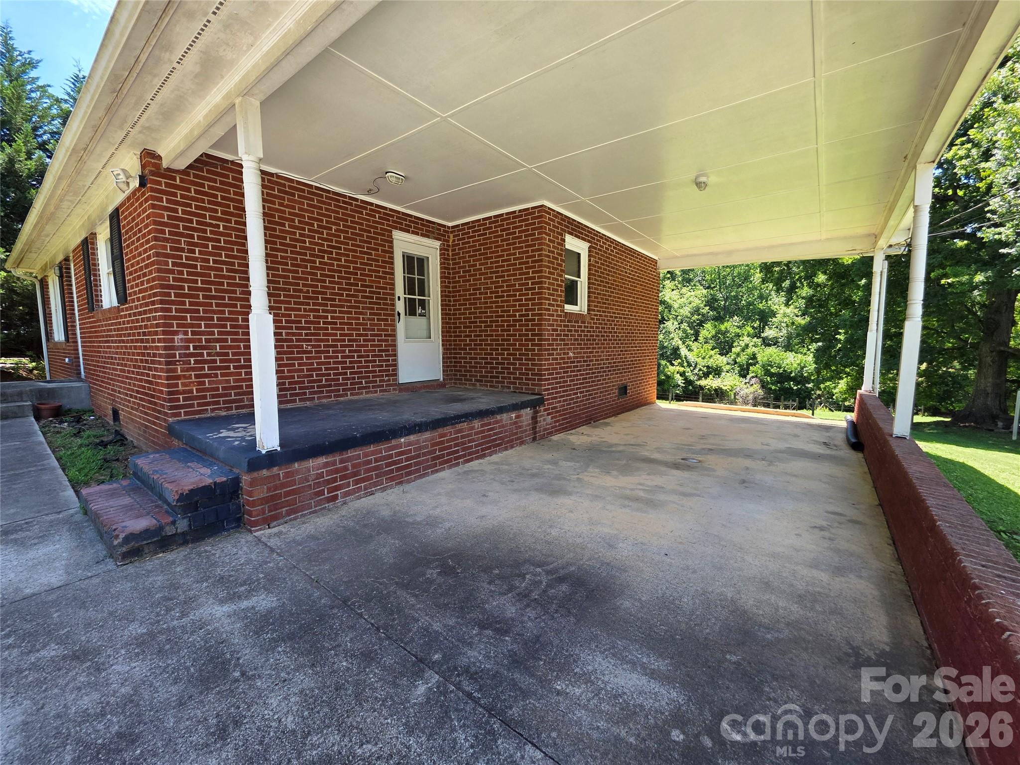 2831 Beechwood Circle