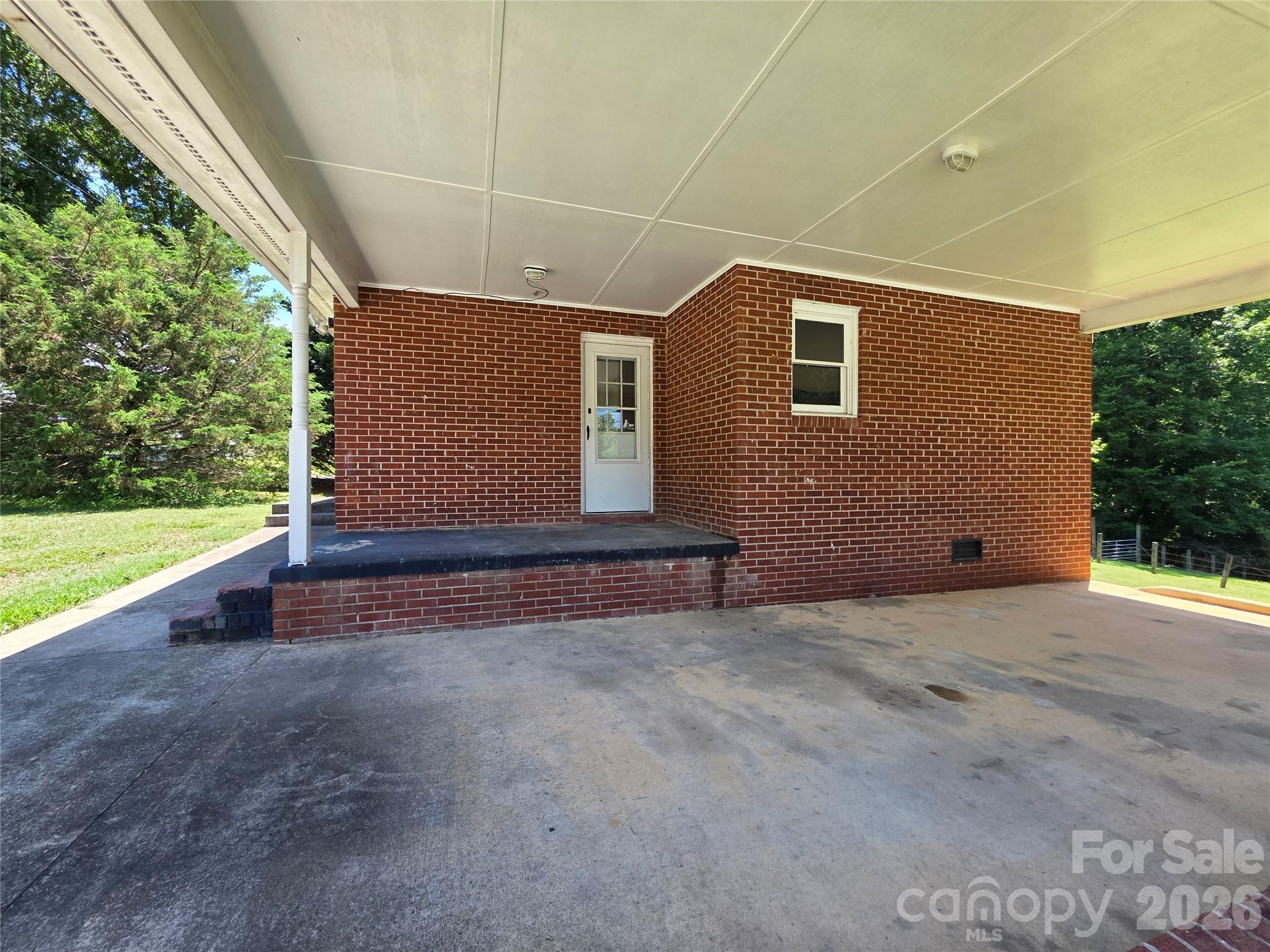 2831 Beechwood Circle