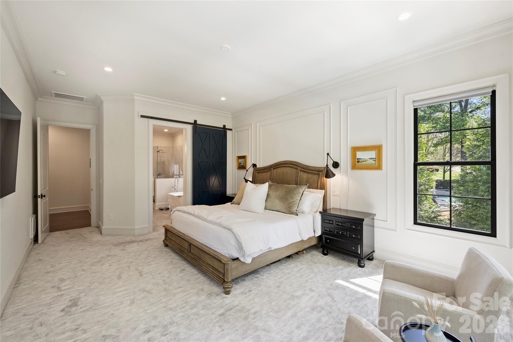 The Peninsula - Residential
