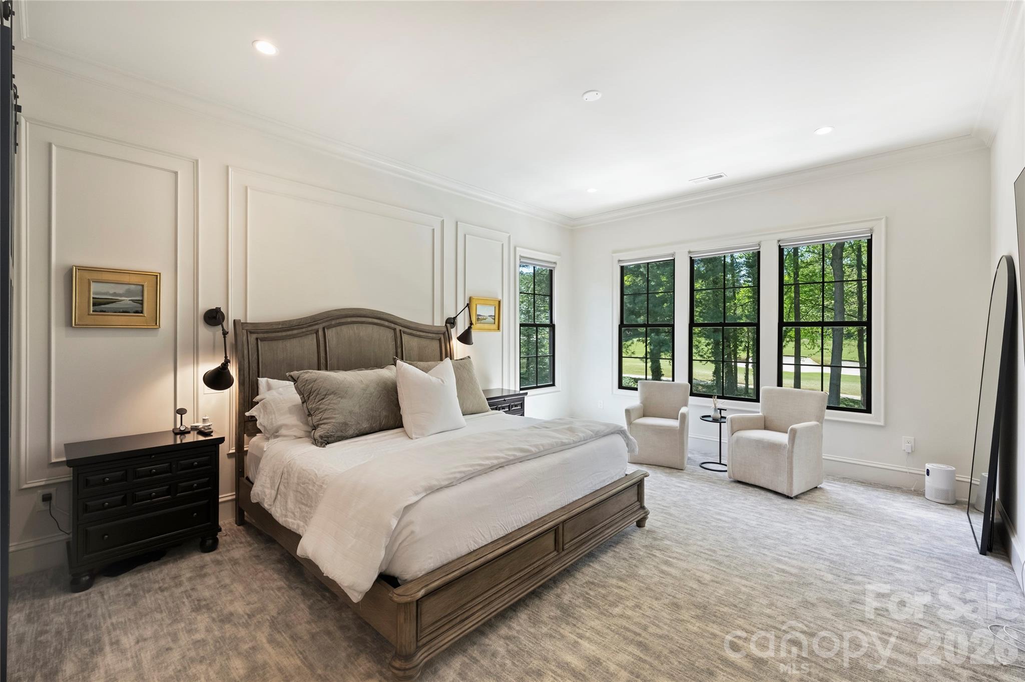 The Peninsula - Residential