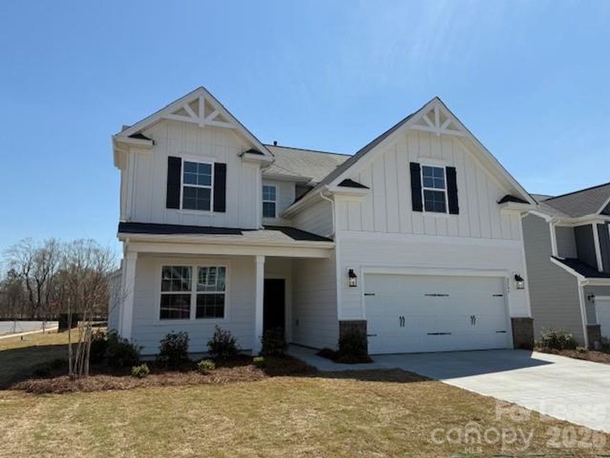 READY MAY 1st! Excellent opportunity to lease in fabulous Camber Woods! Gorgeous 4BR/2.5BTH with 2 car garage on a flat corner lot. Spacious open floorplan with lots of natural light. 1st floor features an office/den with French doors, spacious dining rm, huge great room with fireplace, well appointed kitchen with stainless appliances & gas range, subway tile backsplash & walk in pantry. Nice drop zone/mud rm. Durable LVP flooring on main. Oak stair treads lead up to the 2nd floor that boasts a large owner's suite, nice owner's bath with huge walk in shower & large walk in closet. You'll find 2 more spacious bedrooms and a huge bonus rm that could be a 4th bedroom. Convenient laundry room up. Camber Woods is just minutes to HWY 85, downtown Belmont, Uptown Charlotte & Charlotte Douglas International airport.