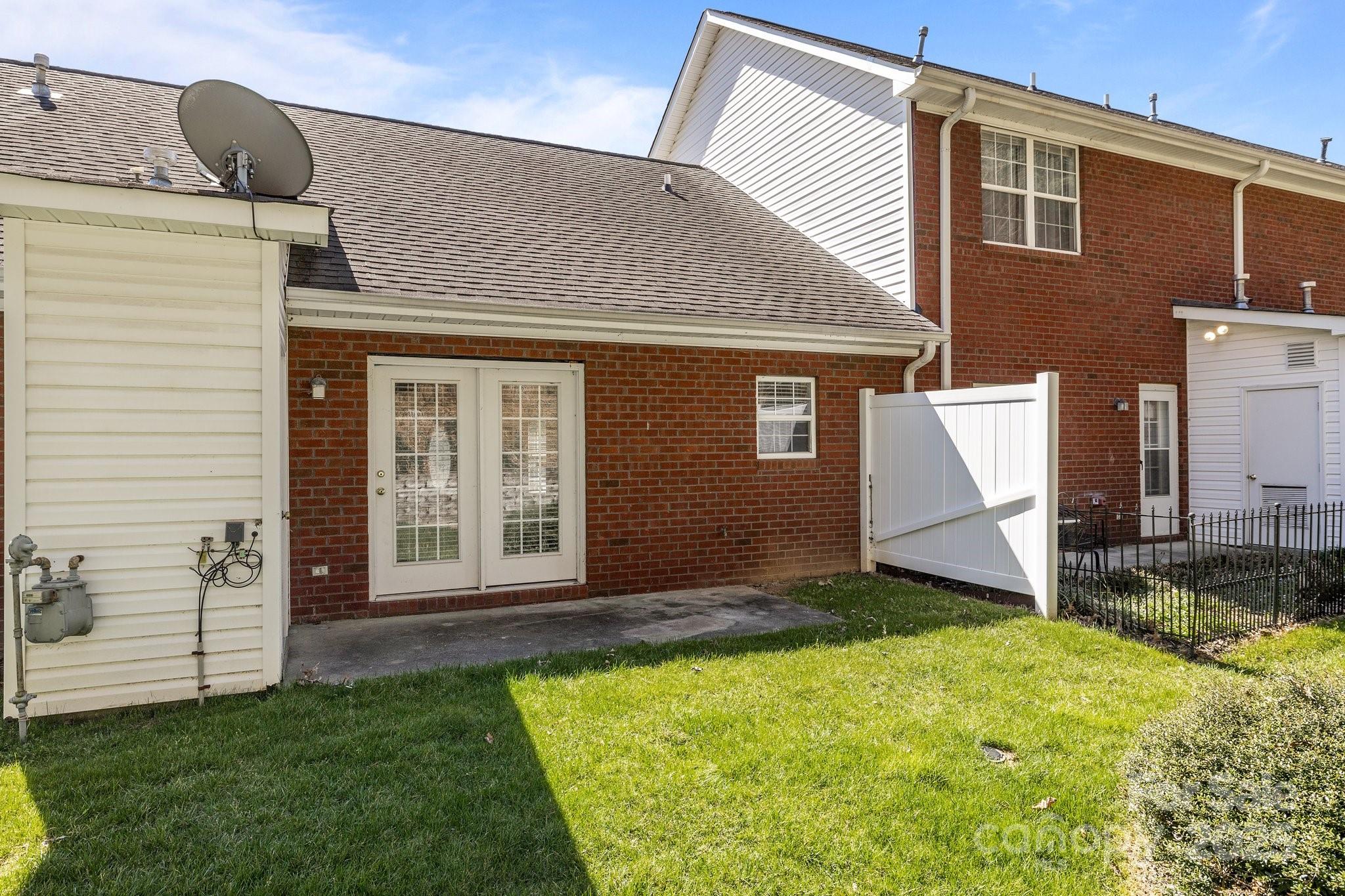 Magnolia Place - Residential