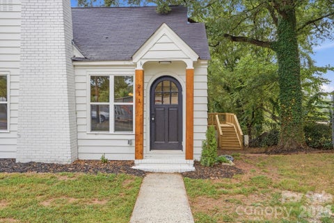 Photo of 211 Spratt Street, Fort Mill, SC 29715 (MLS # 4424261)