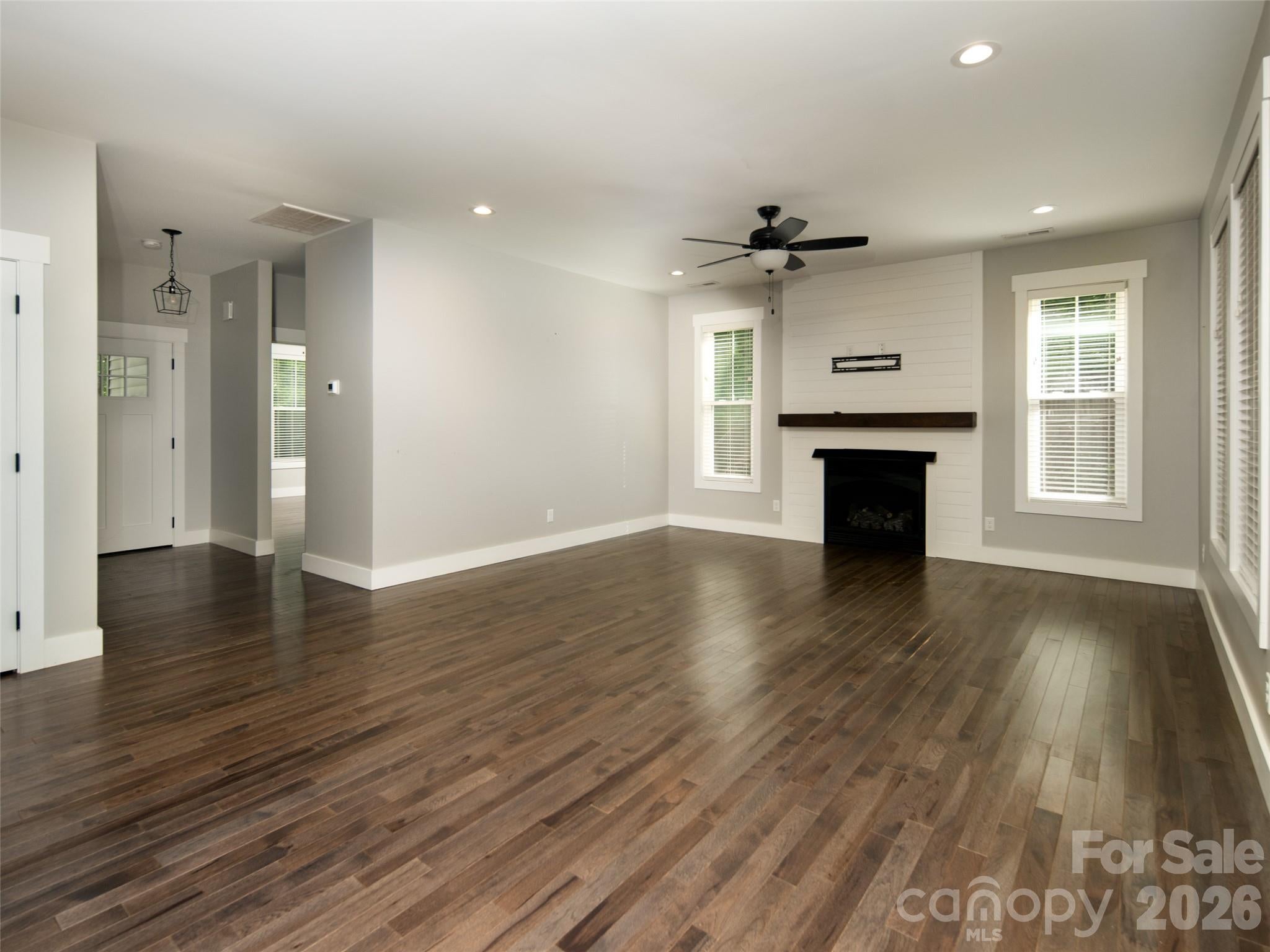 208 Robinson Hollow Drive