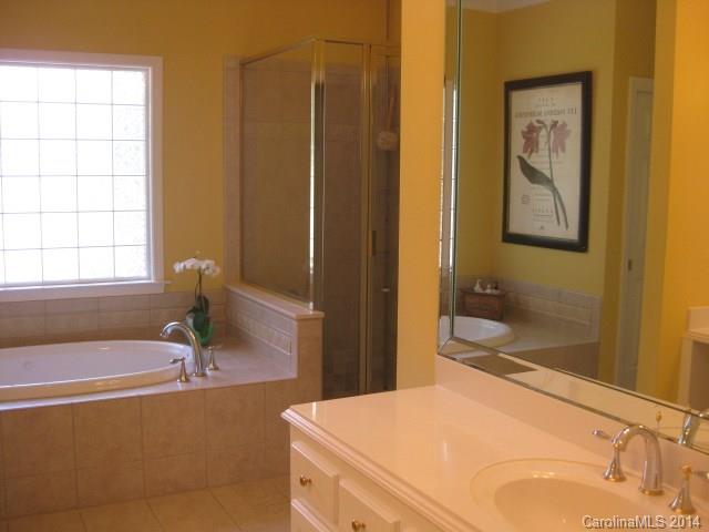 Country Club Estates - Residential