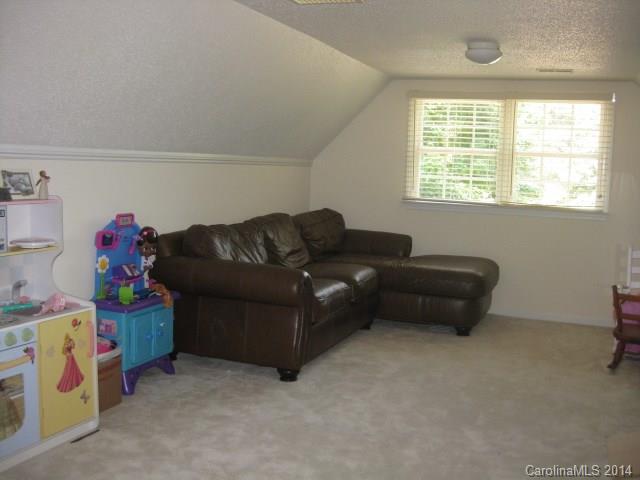 Country Club Estates - Residential