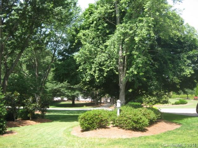 Country Club Estates - Residential