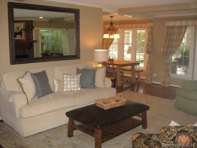 Country Club Estates - Residential