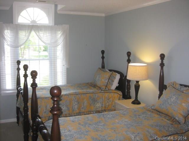 Country Club Estates - Residential