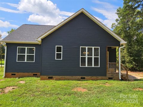 A home in Fort Lawn