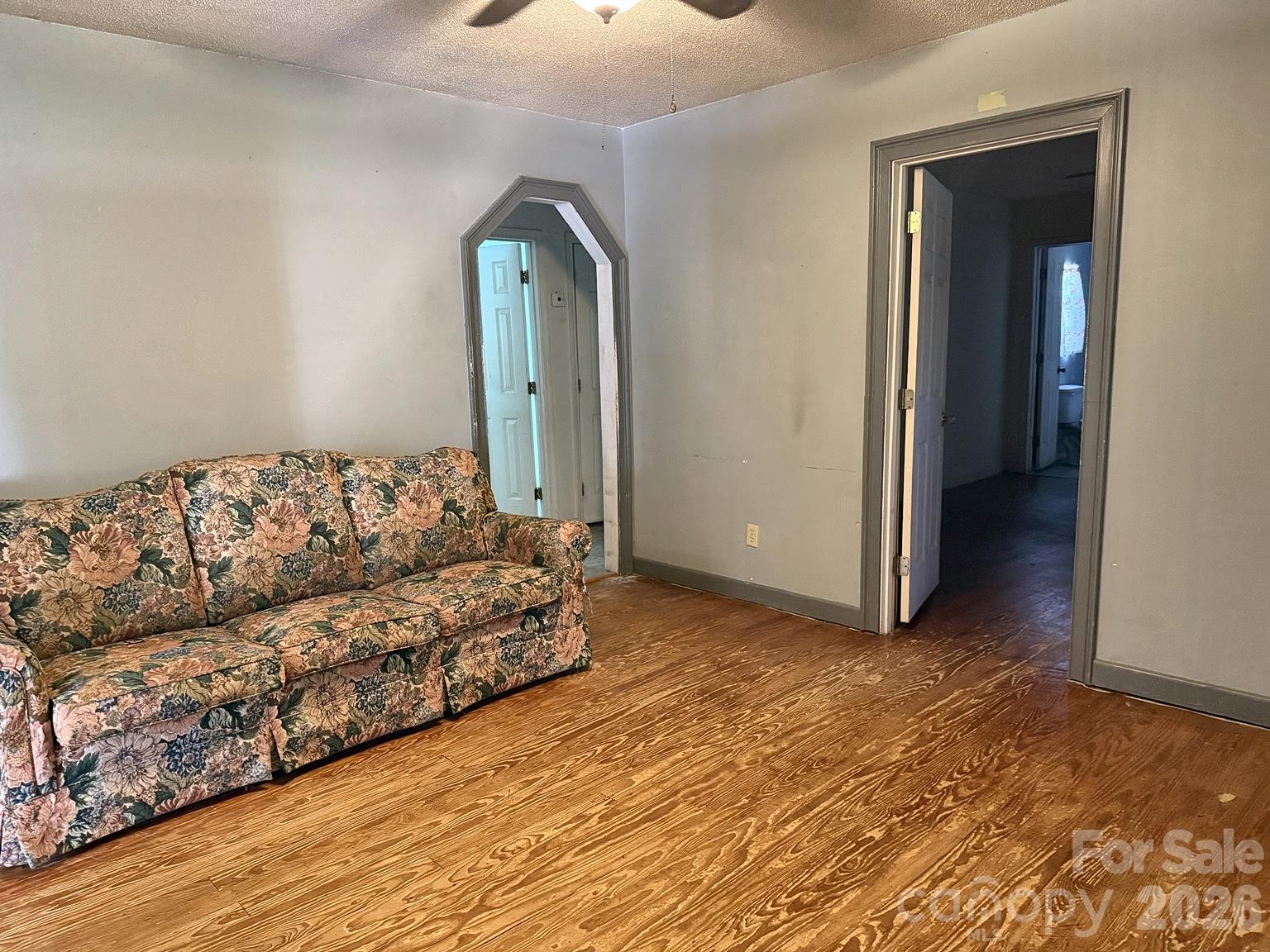 1647 Old Pinckney Road