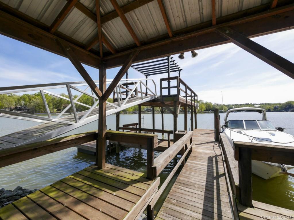 Tega Cay - Residential