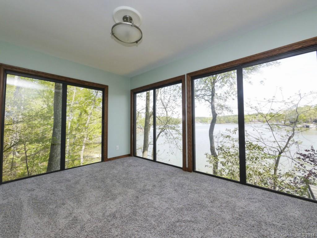 Tega Cay - Residential