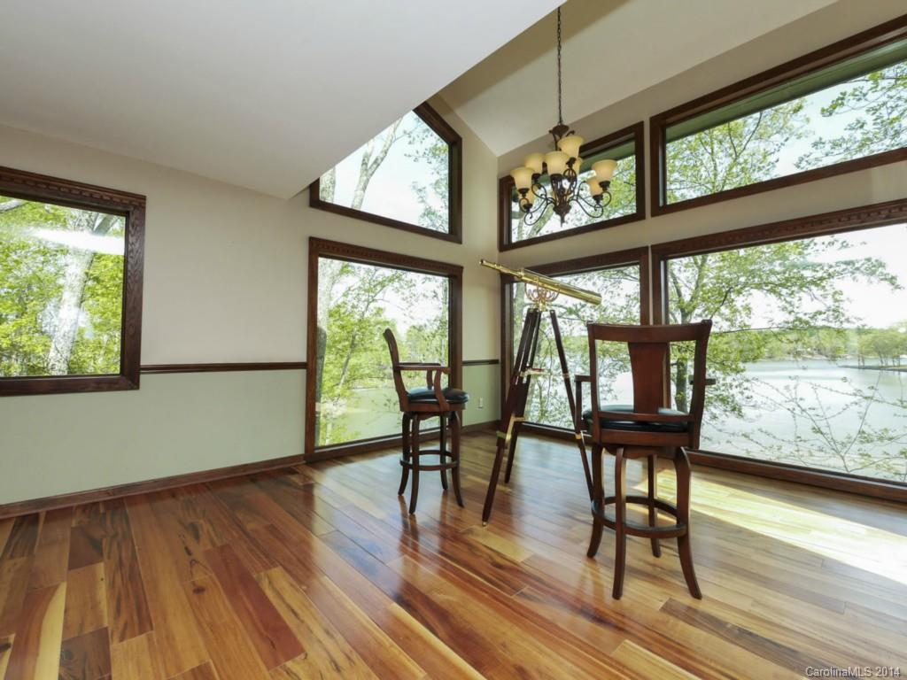 Tega Cay - Residential