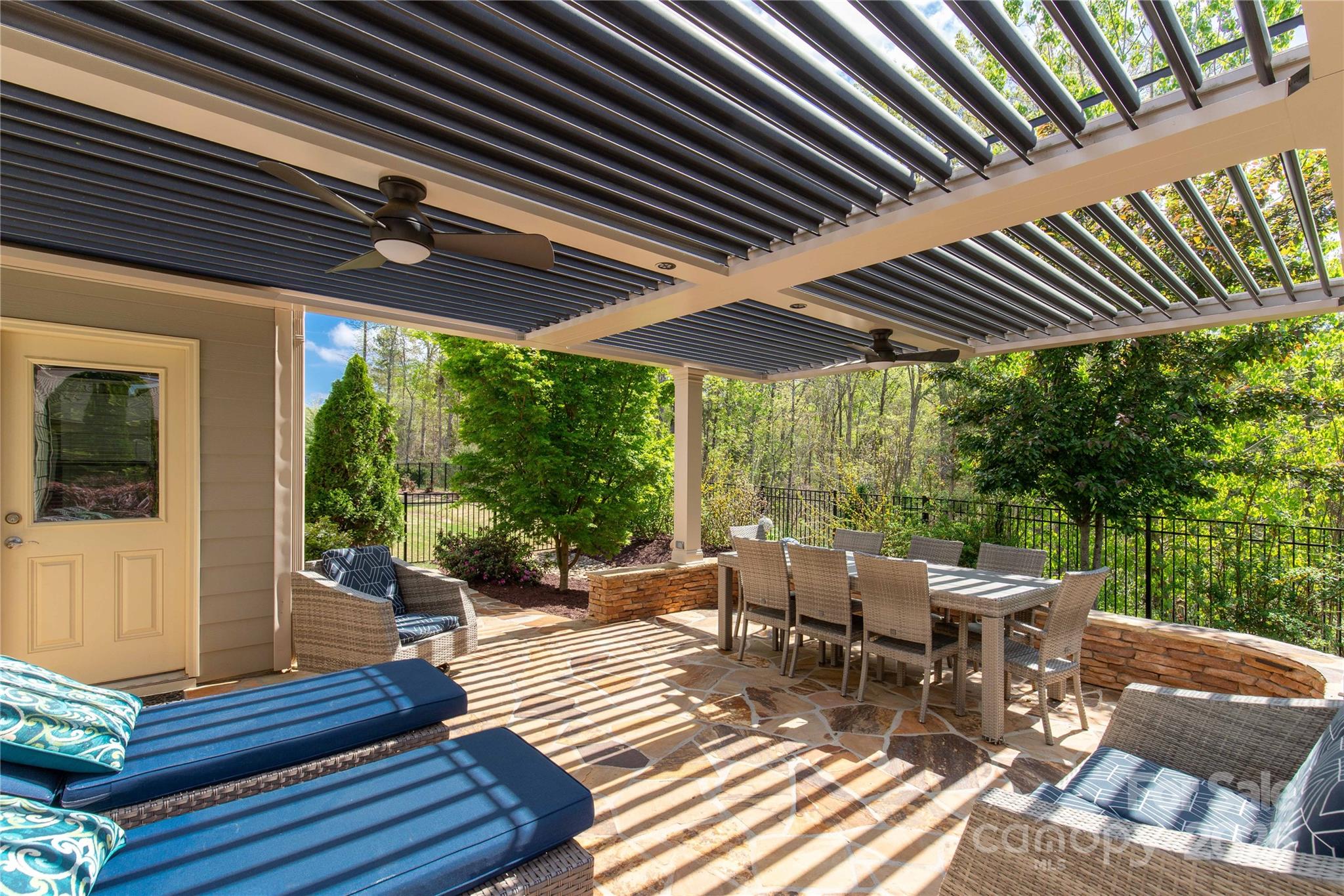 Queensbridge - Residential