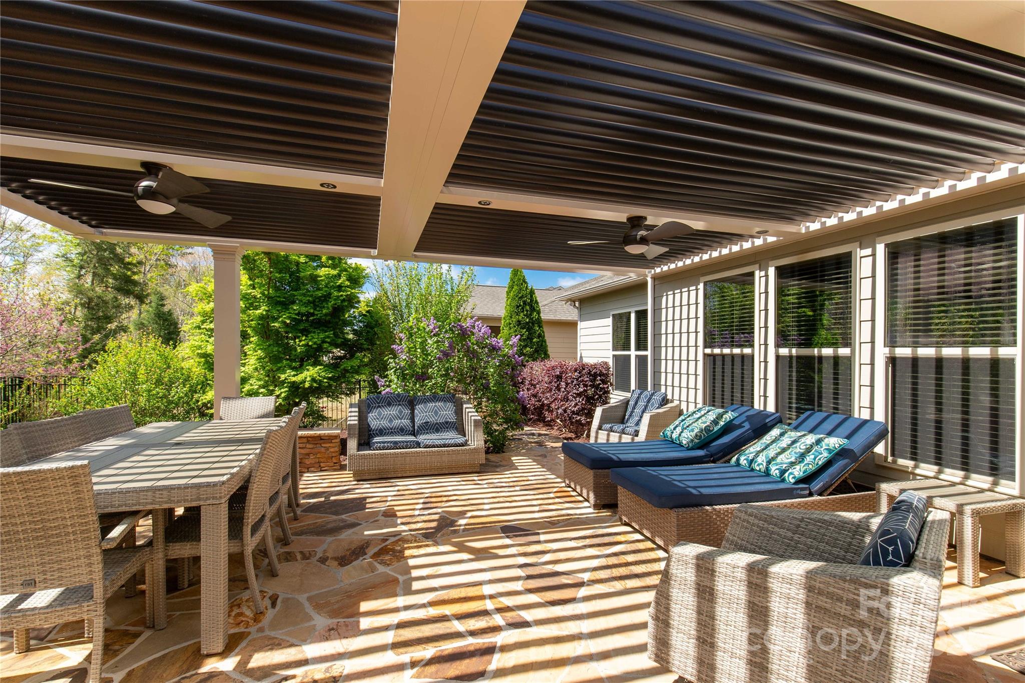 Queensbridge - Residential