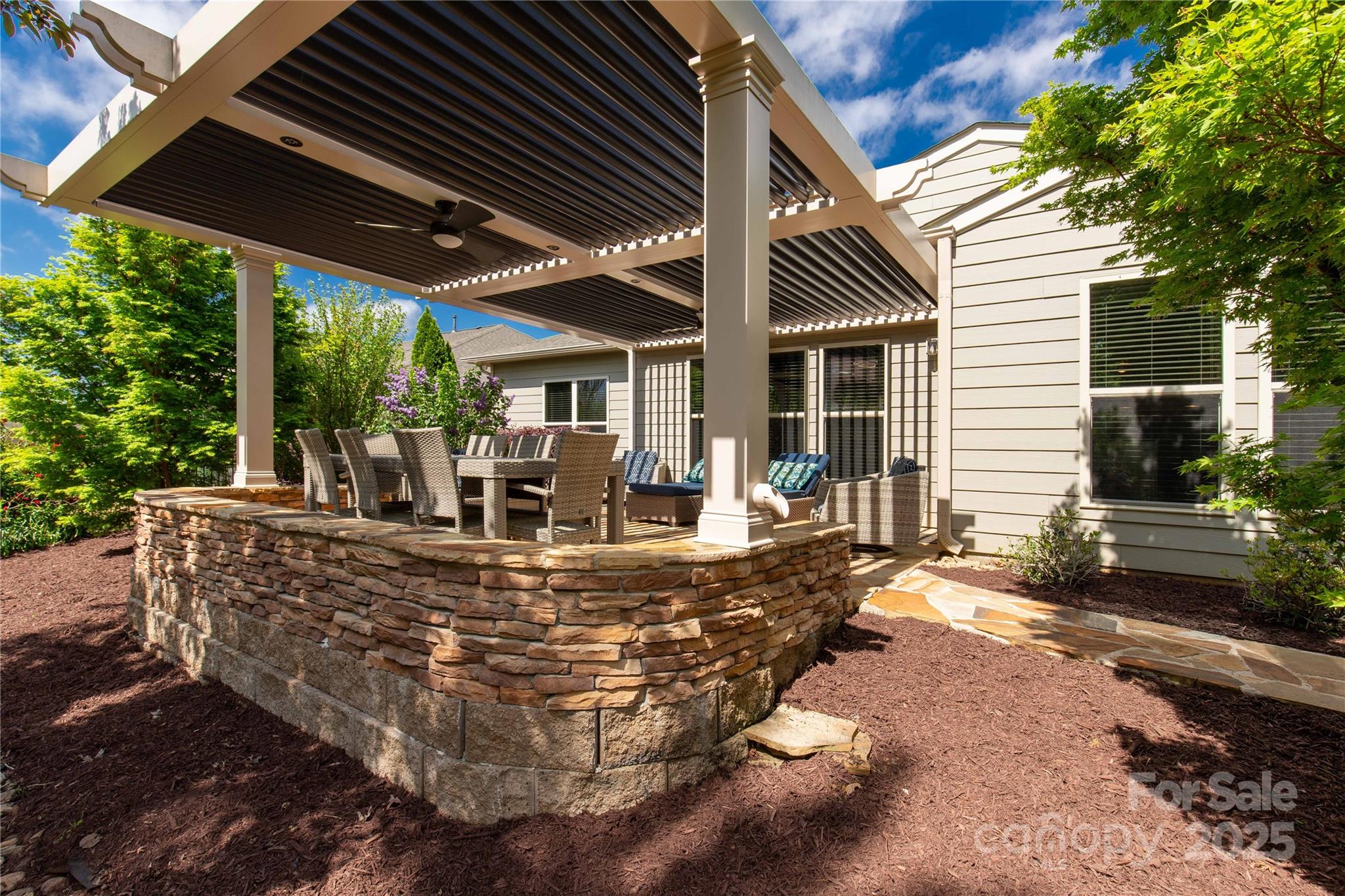 Queensbridge - Residential