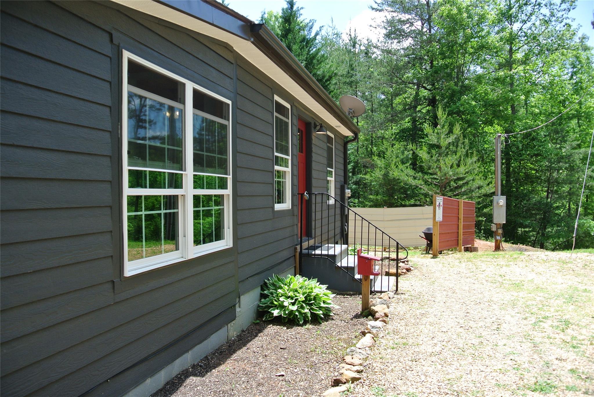 282 N Chase Lane