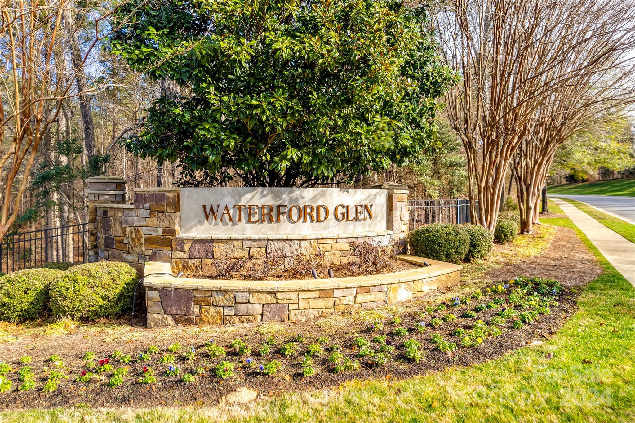 Waterford Glen - Residential
