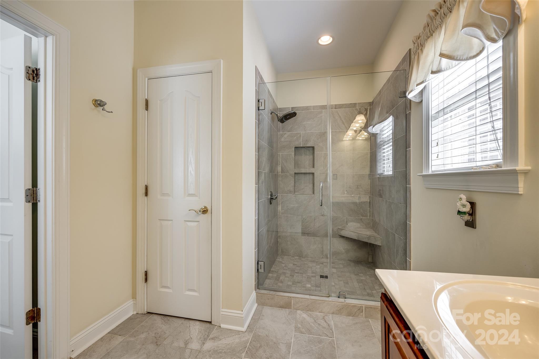 Waterford Glen - Residential