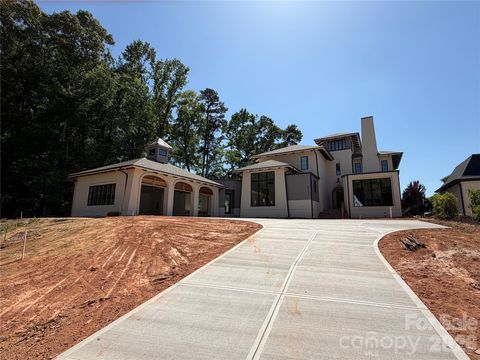 Photo of 8022 Litaker Manor Court, Charlotte, NC 28270 (MLS # 4129194)