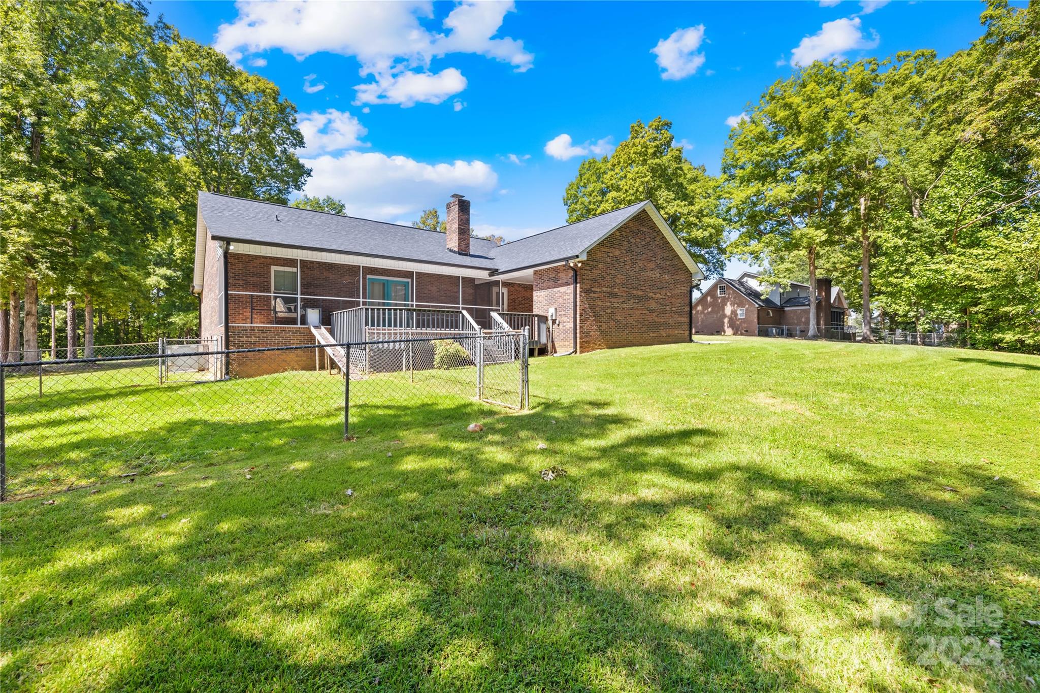 Country Creek - Residential