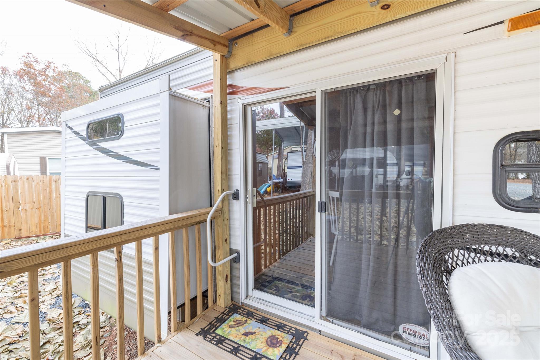 Twin Harbor - Residential